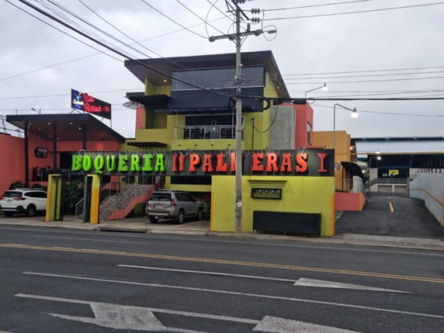 Costa Rica Real Estate - Restaurant - Bar